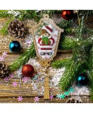 Bead Embroidery Kit on Wood, Christmas Tree Lantern with Bear, Wonderland Crafts LPL-067