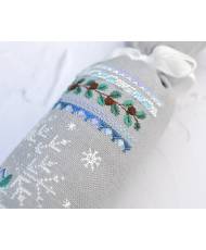 Counted Cross Stitch Winter Ornament Candy Tela-Artis X-312, Evenweave Fabric, hand-dyed DMC muslin, melange