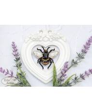 Beaded brooch kit -Bee, Tela Artis. Bead Embroidery, Needlework beading kit.