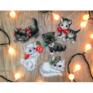 Letistitch Christmas Kittens Toys Cross Stitch Kit LETI 987