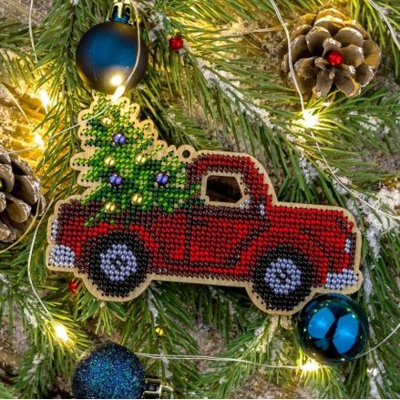 Bead Embroidery Kit on Wood, Christmas Truck, Wonderland Crafts FLK-382