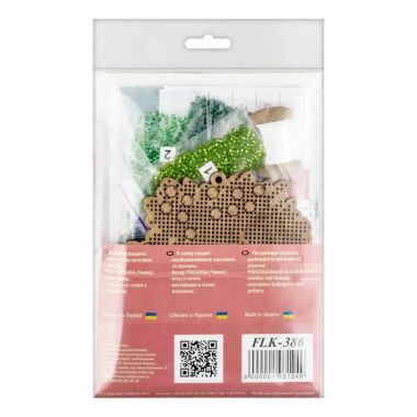 Bead Embroidery Kit on Wood, Wreath with Berries, Wonderland Crafts FLK-386