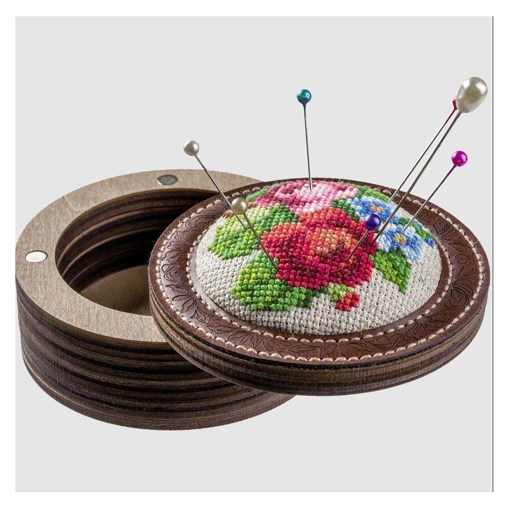 Set for making a needle holder plywood a good present