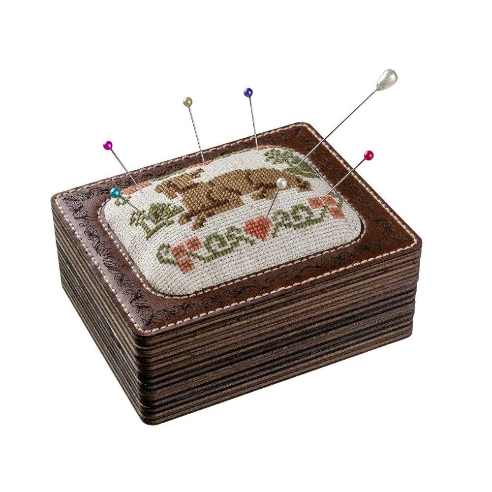 Set for making a needle holder plywood a good present
