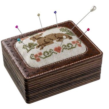 Set for making a needle holder plywood a good present