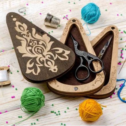 Case for two scissors plywood, 7,5*13,5 cm, Wonderland Crafts WLZB-019