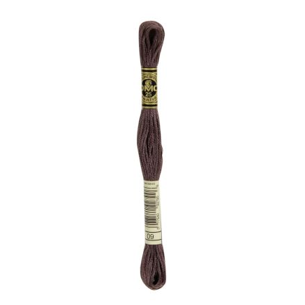 DMC 009 Six-Strand Floss – Very Dark Cocoa