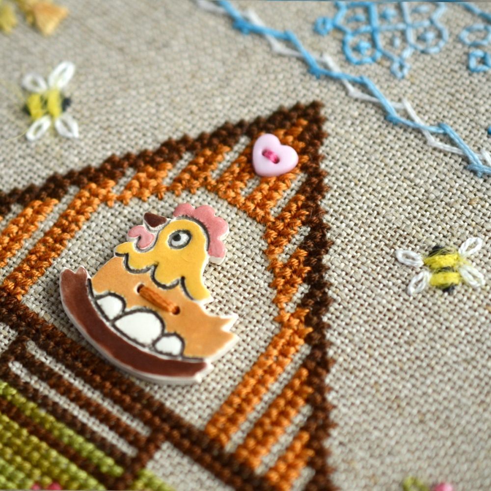 Сhicken coop Cross Stitch Kit – Tela Artis X-030 – Sampler – Hand-dyed Threads
