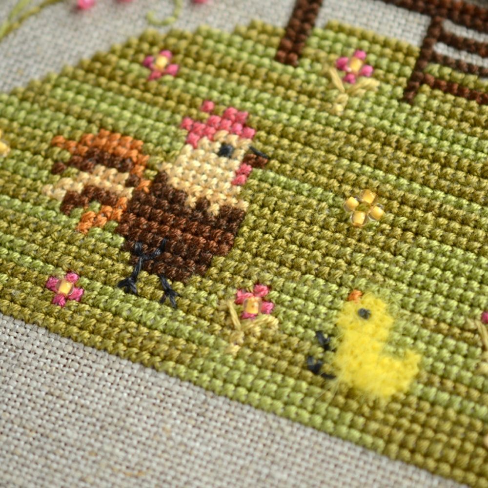 Сhicken coop Cross Stitch Kit – Tela Artis X-030 – Sampler – Hand-dyed Threads
