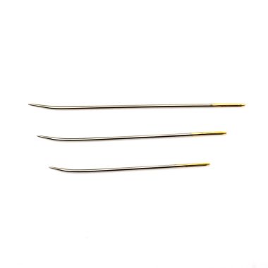 Clover Huck Embroidery Needles 2012 – Assorted Sizes, 3 pcs