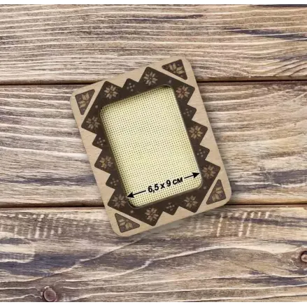 Wonderland Crafts Magnetic Embroidery Frame FLMP-031 – Nordic Light Wood, 2.6″ × 3.5″