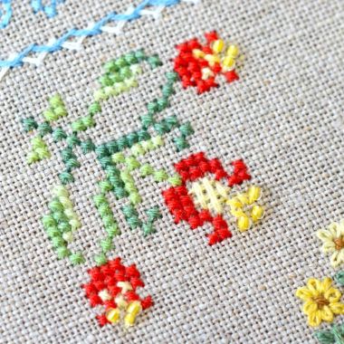 In the pasture Cross Stitch Kit – Tela Artis X-039 – Sampler – Hand-dyed Threads