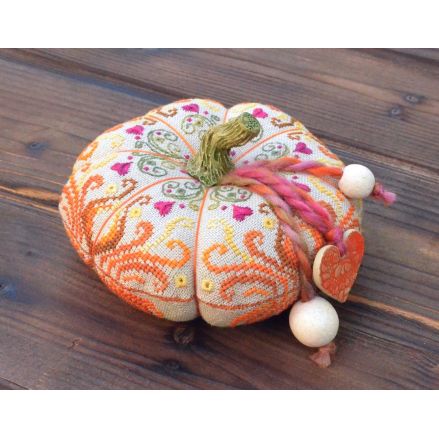 Pumpkin Fall Heart Counted Cross Stitch sampler Tela-Artis X-357