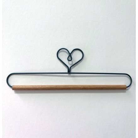 Ackfeld Manufacturing Heart Hanger 2480 – 6 in, with Dowel