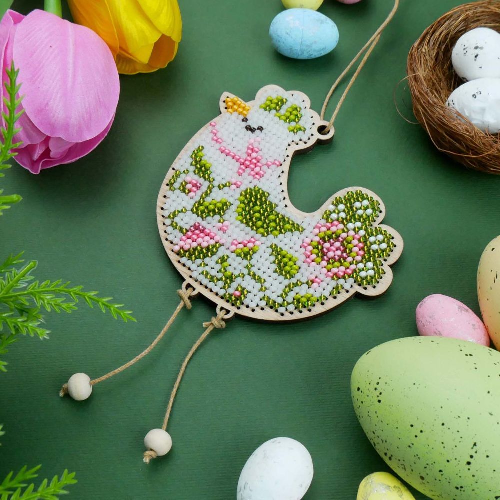 Kolorova Wooden Bead Embroidery Kit D-11 – Spring Hen