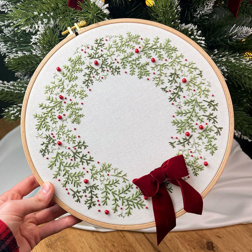 Kolorova Surface Embroidery Kit GL-5 – Festive Wreath