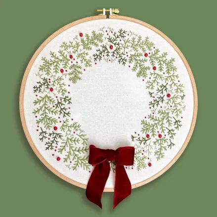 Kolorova Surface Embroidery Kit GL-5 – Festive Wreath