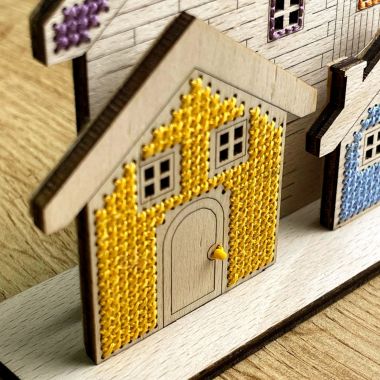 Kolorova Wooden Cross Stitch Kit D-01 – Dream Town 1
