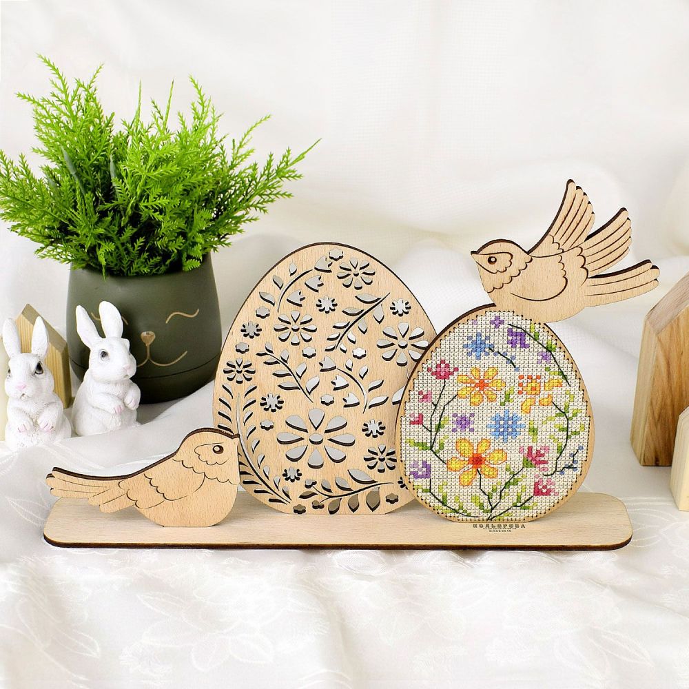 Kolorova Easter Standing Decoration Cross Stitch Kit DP-004 – Blooming Spring