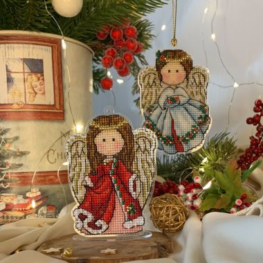 Unicstitch Counted Cross Stitch Kit on Plastic 1019 – White and Red Christmas Angels