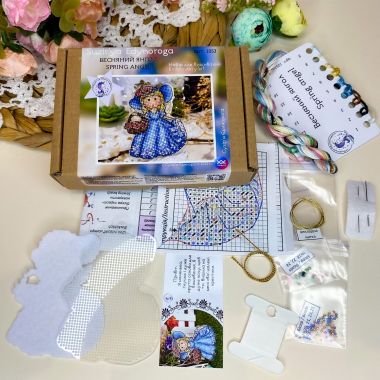 Unicstitch Counted Cross Stitch Kit on Plastic 1053 – Spring Angel