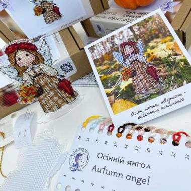 Unicstitch Counted Cross Stitch Kit on Plastic 1069 – Autumn Angel