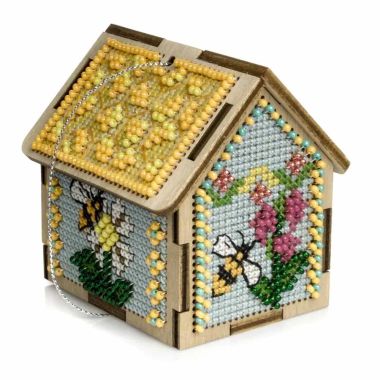 Wonderland Crafts Wooden Cross Stitch Kit FLW-062 – Spring House