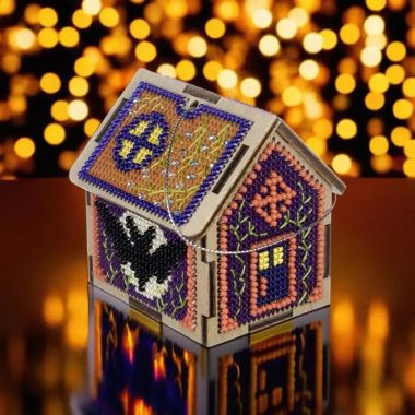 Wonderland Crafts Wooden Cross Stitch Kit FLW-063 – Halloween House