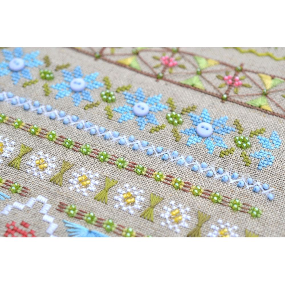 Fun Farm Sheep Cross Stitch Kit – Tela Artis X-504 – Spring Sampler – Hand-dyed Threads