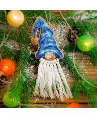 Bead Embroidery Kit on Wood, Winter Gnomes, Wonderland Crafts FLK-495
