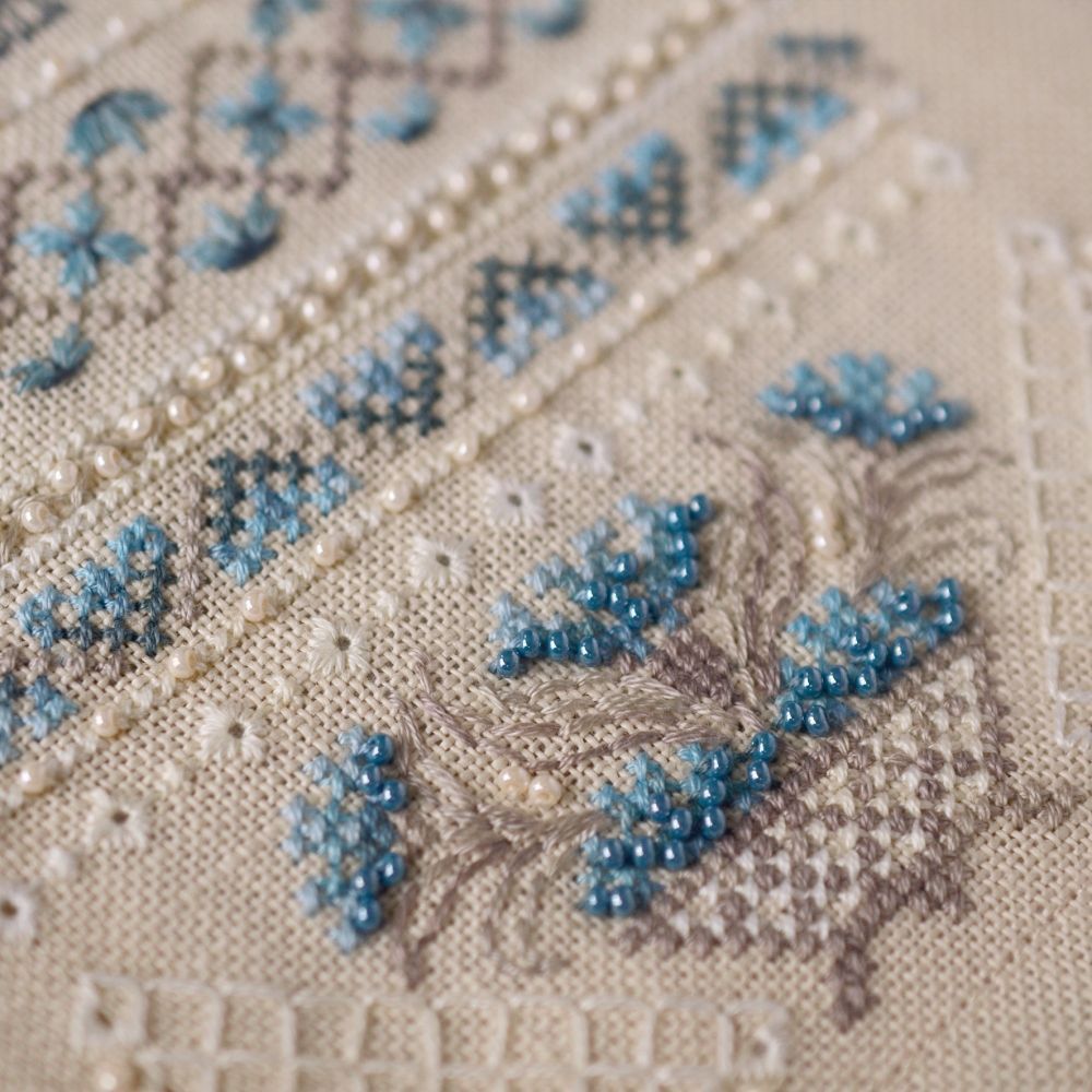 Premium Counted Cross Stitch Kit Sampler Cornflower patterns Tela-Artis X-510, Evenweave Fabric, hand-dyed DMC