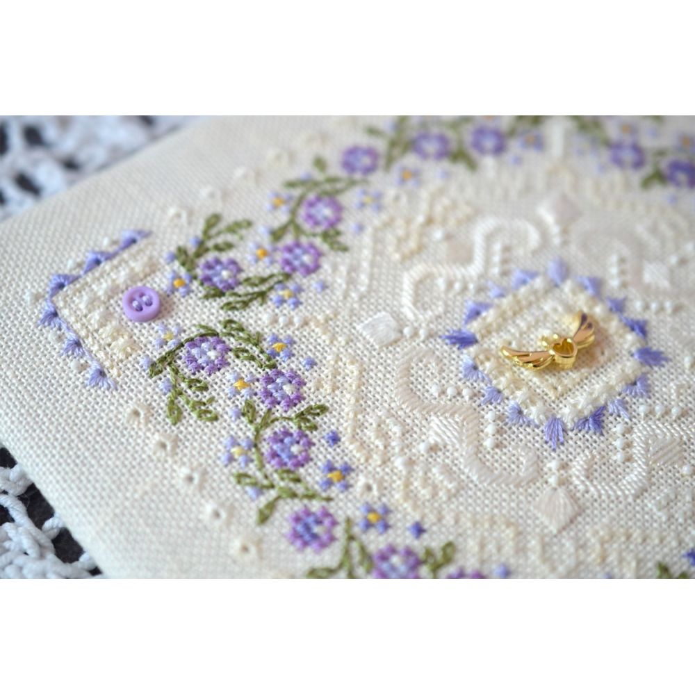 Counted Cross Stitch Black Marshmallow sampler Tela-Artis X-601, Evenweave Fabric, hand-dyed DMC muline, melange