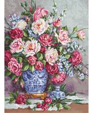 Cross Stitch Kit Her Majesty's Roses, Luca-S B605