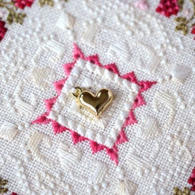 Raspberry Marshmallow Cross Stitch Kit – Tela Artis X-604 – Floral Mandala Sampler – Hand-dyed Threads